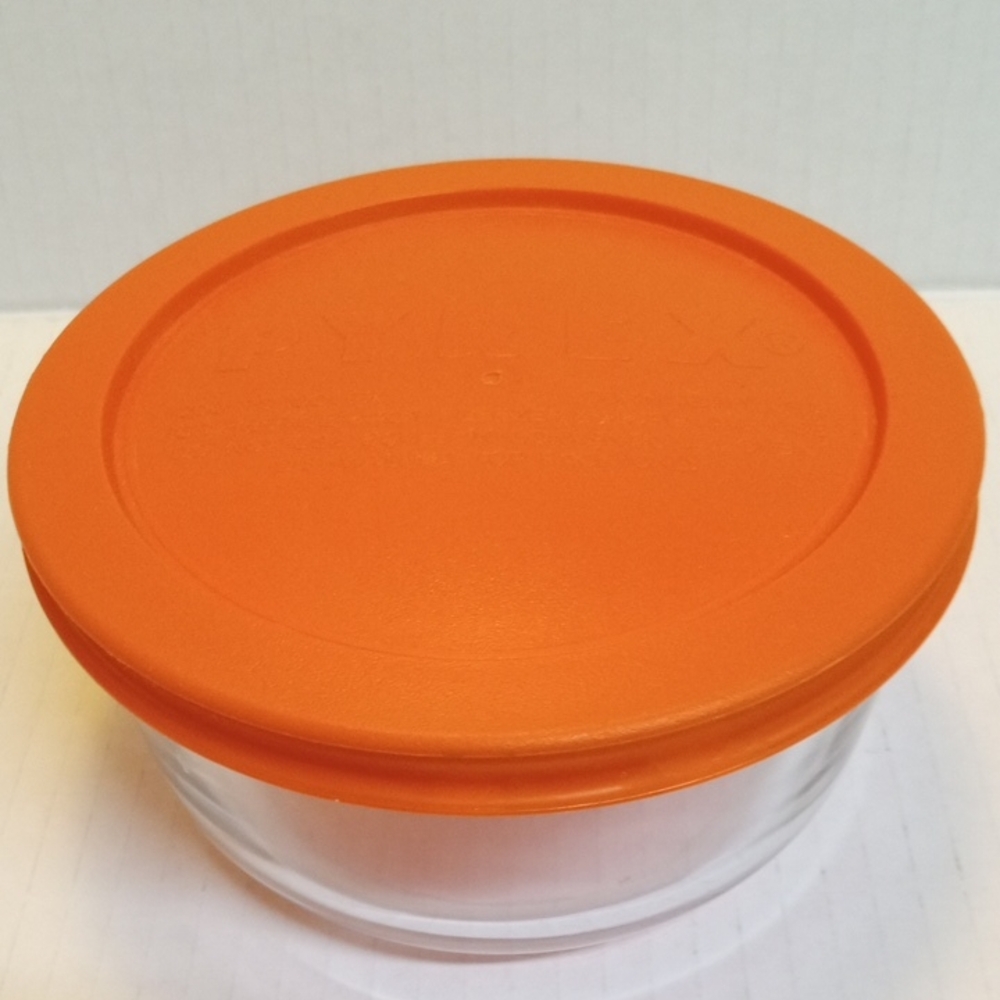 Vintage Pyrex 2-Cup Glass Storage Bowl #7200 with Orange Lid Made In USA